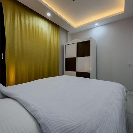 Havalimanina Yakin 1+1 Lux Suite Aksu  Kültér fotó